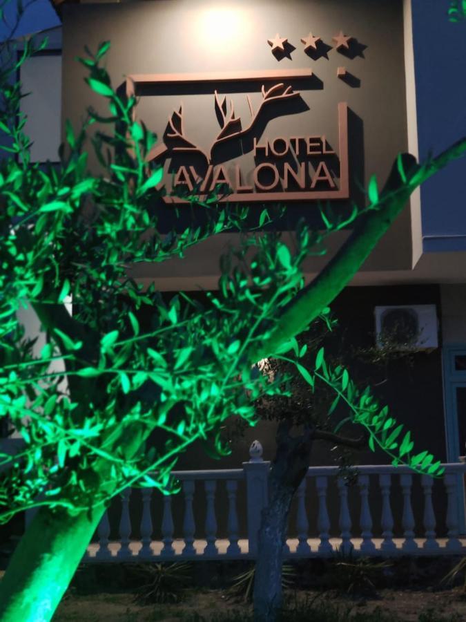 Kavalona Park Hotel Vlorë Екстериор снимка