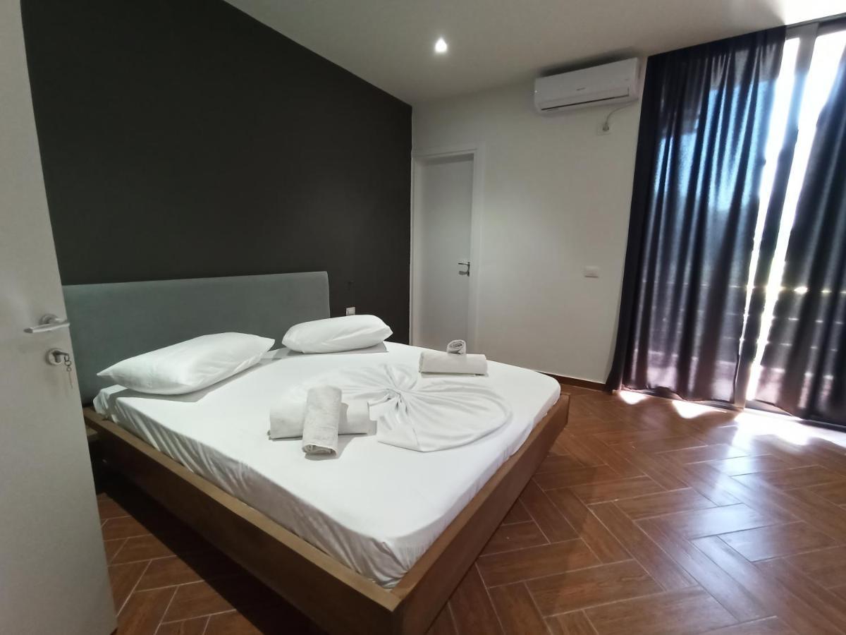Kavalona Park Hotel Vlorë Стая снимка