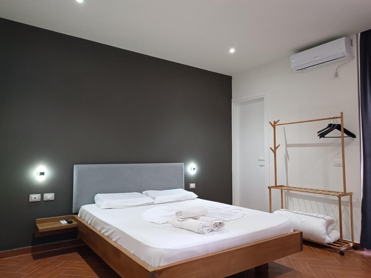 Kavalona Park Hotel Zverneci Екстериор снимка