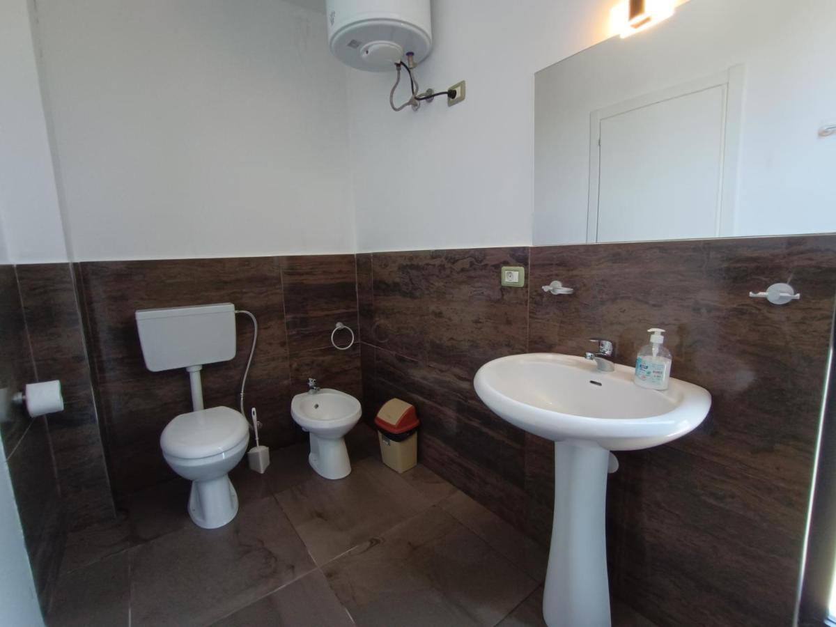 Kavalona Park Hotel Vlorë Стая снимка