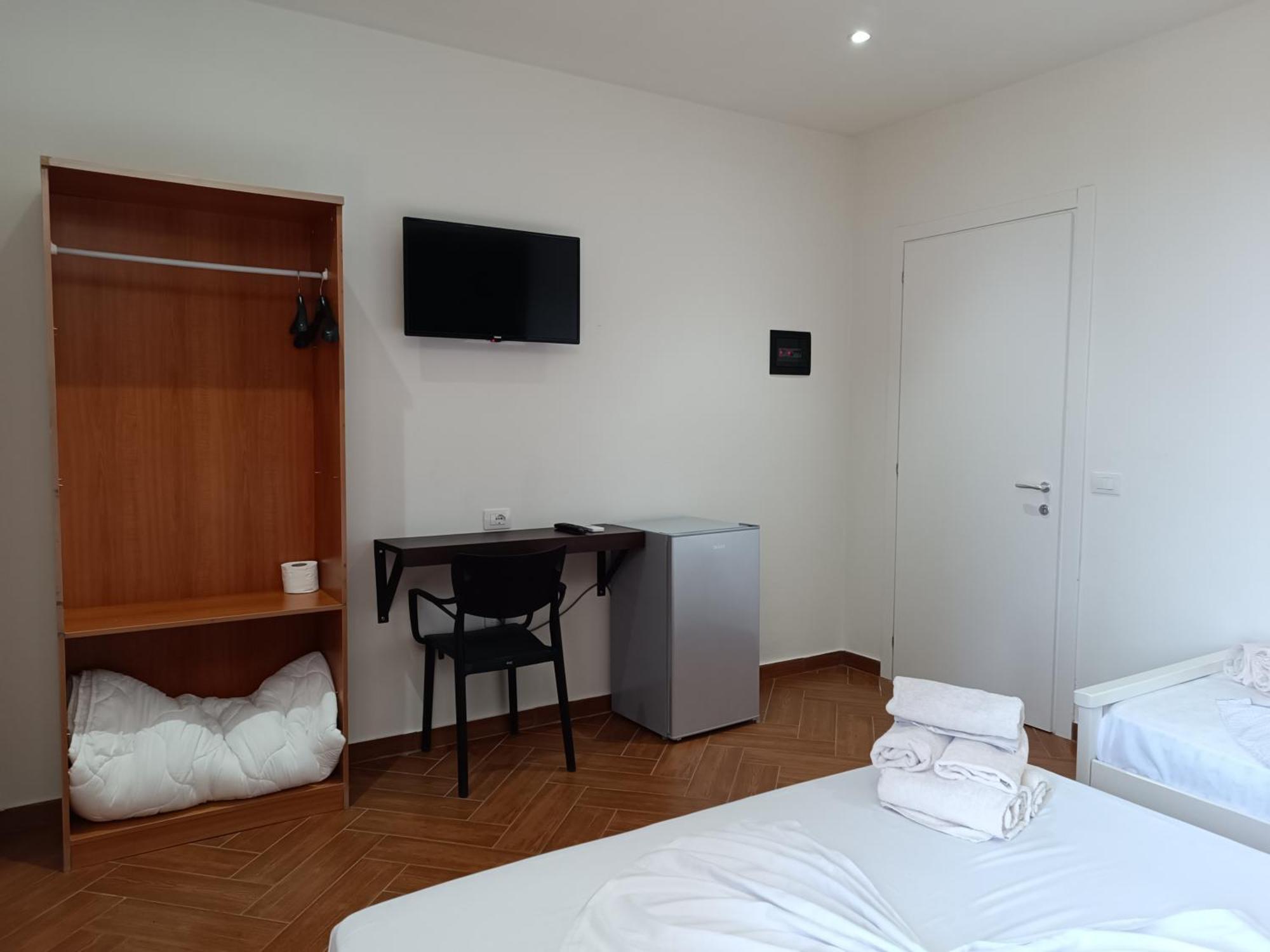 Kavalona Park Hotel Vlorë Стая снимка