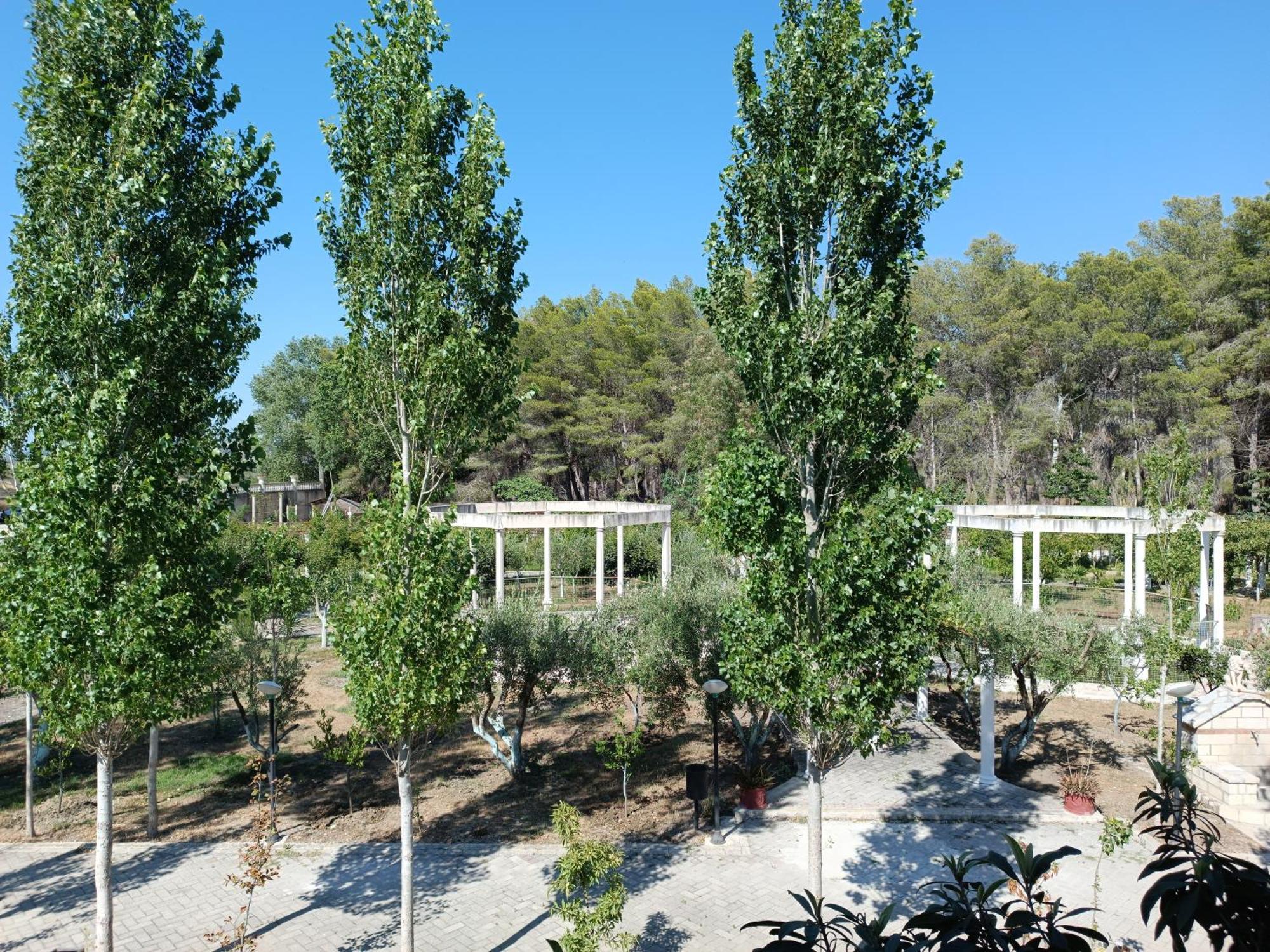 Kavalona Park Hotel Vlorë Стая снимка